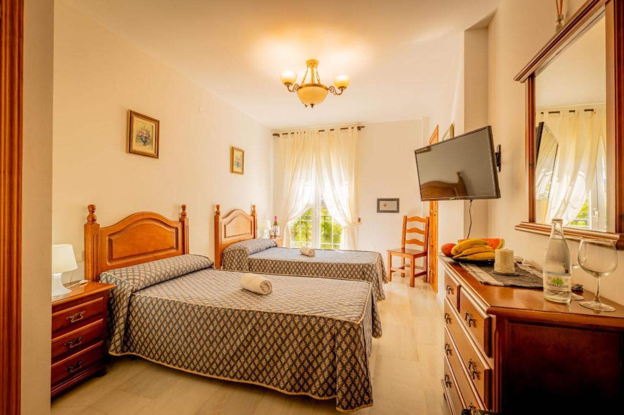 Hotel Cafe La Morena Fuengirola Extérieur photo